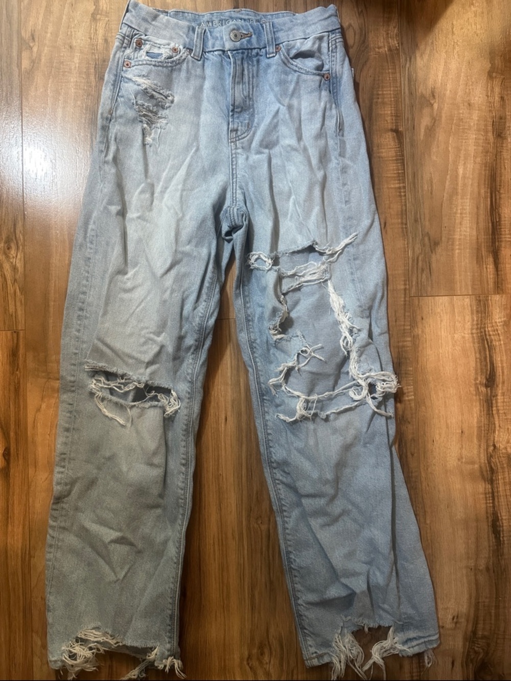 American Eagle curvy super high-rise baggy straight jeans size 0 short